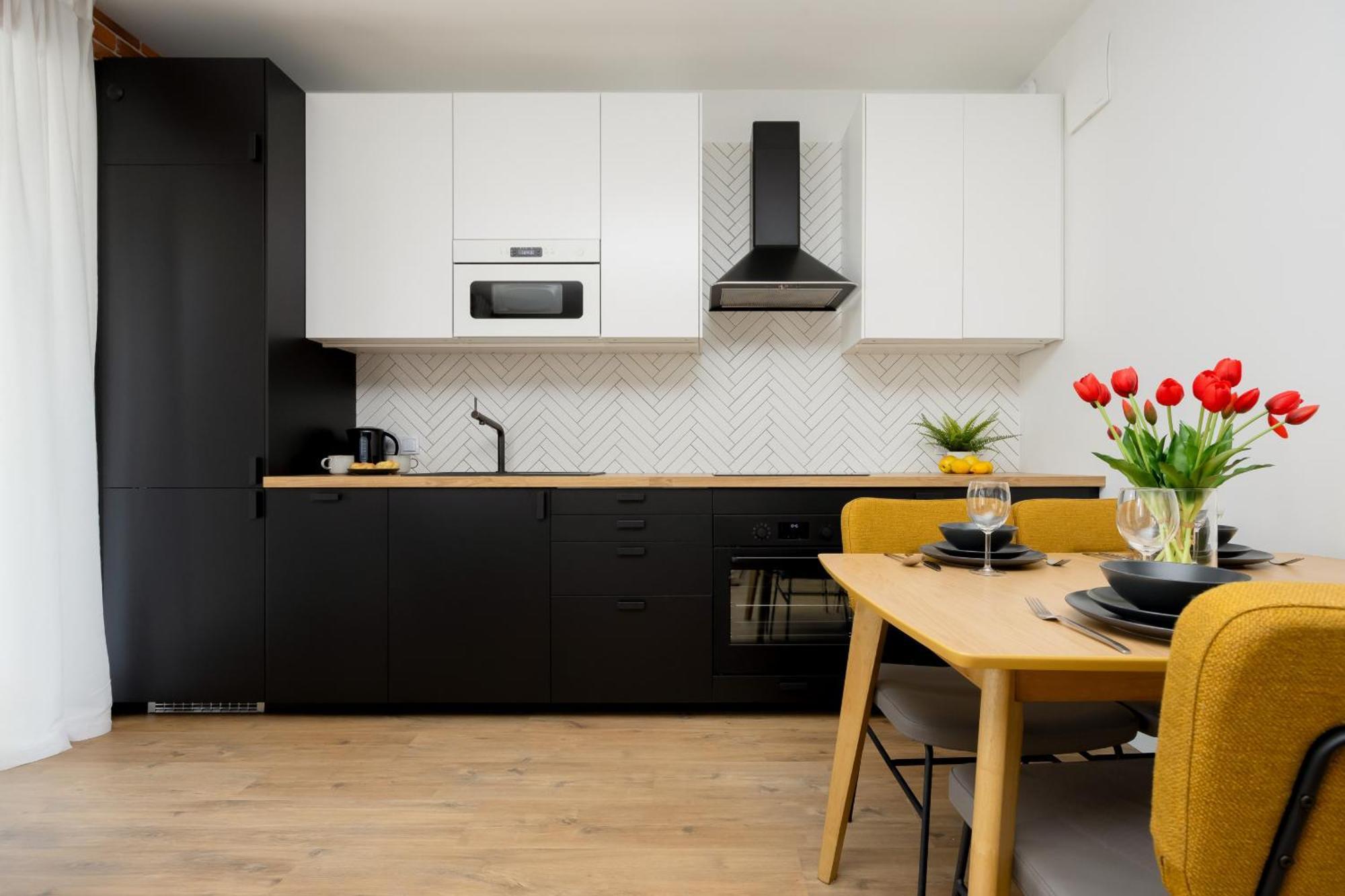 Komfortowy Apartament Dla 4 Osob Z Parkingiem By Noclegi Renters Warszawa Exteriör bild
