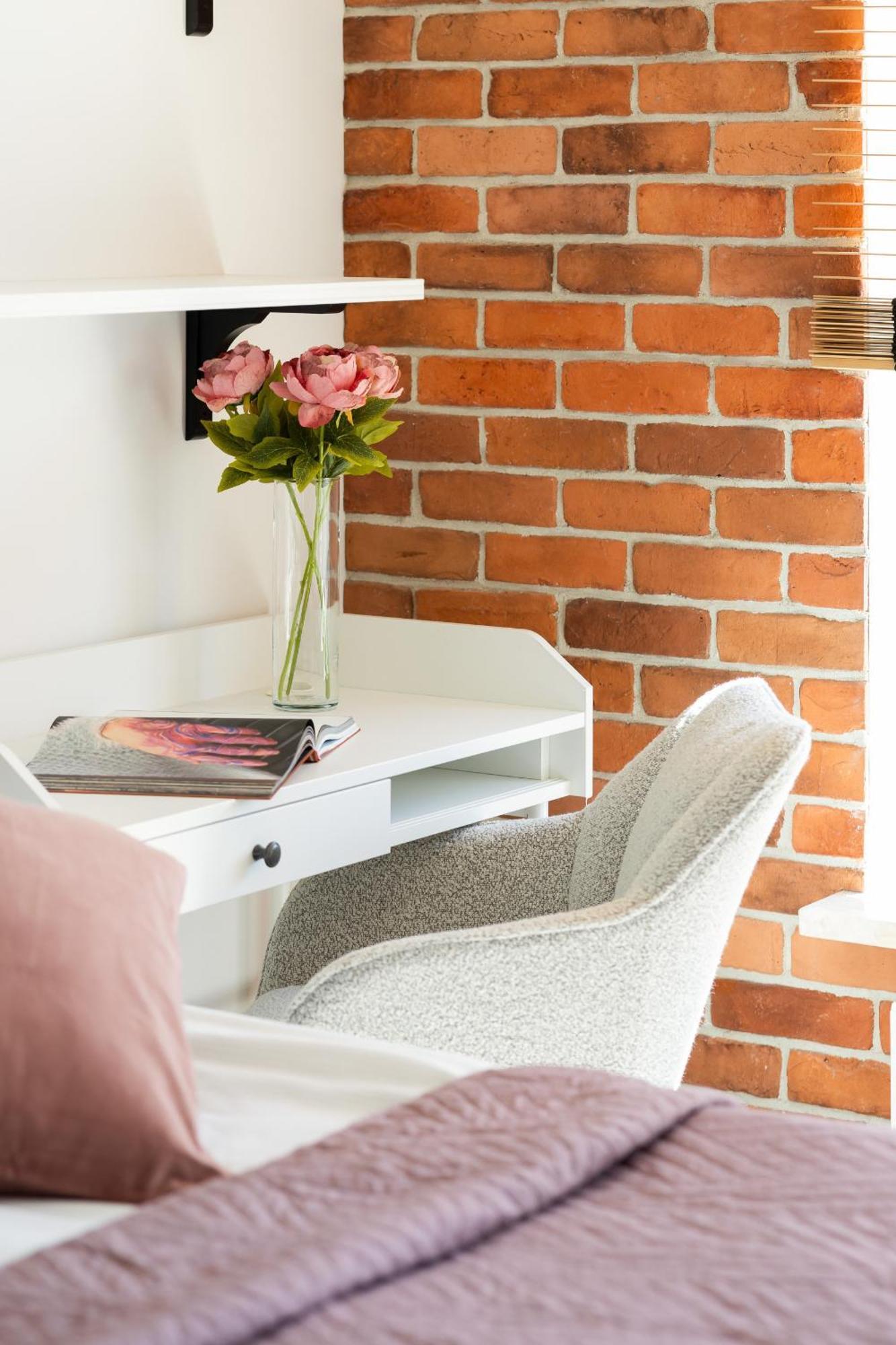 Komfortowy Apartament Dla 4 Osob Z Parkingiem By Noclegi Renters Warszawa Exteriör bild